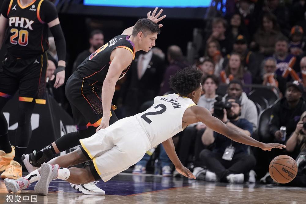 借其独特的 借其独特的